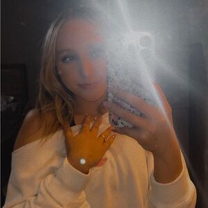 Meet your Posher, Alison